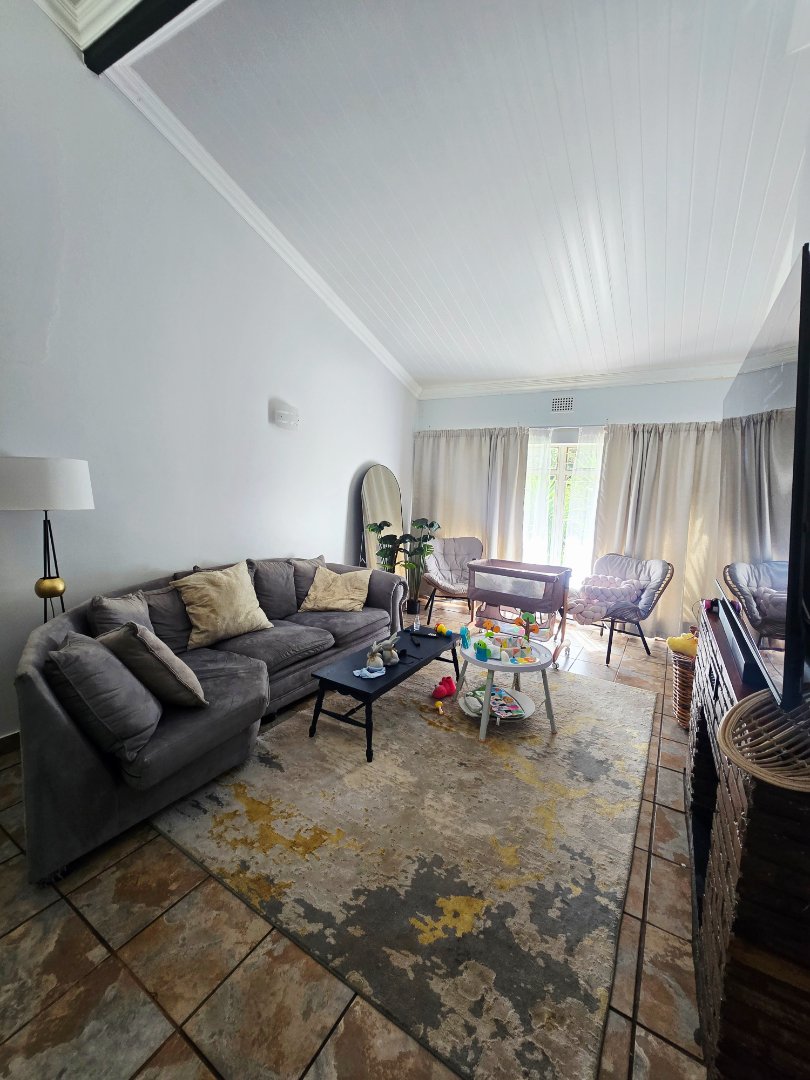 5 Bedroom Property for Sale in Flamwood North West